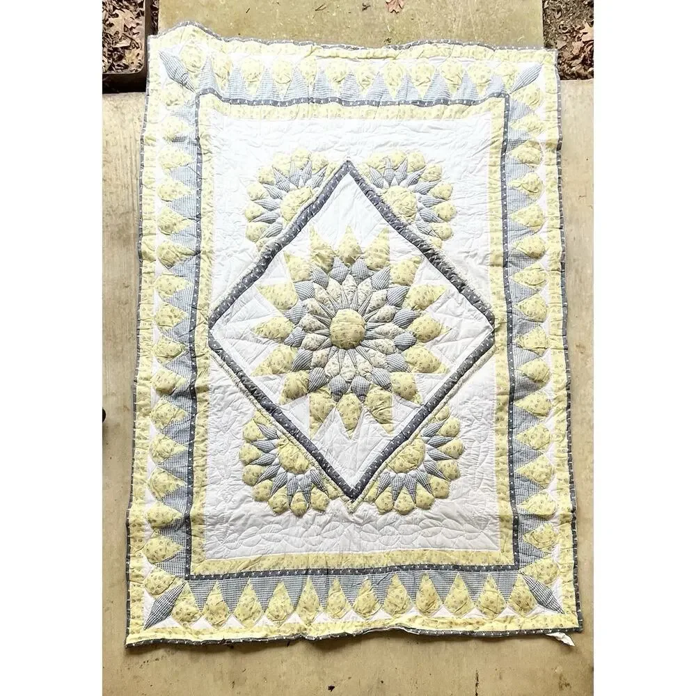 1990s Vintage Handmade Quilt Comforter Blanket 68”X86” Twin Yellow Blue Star Sun